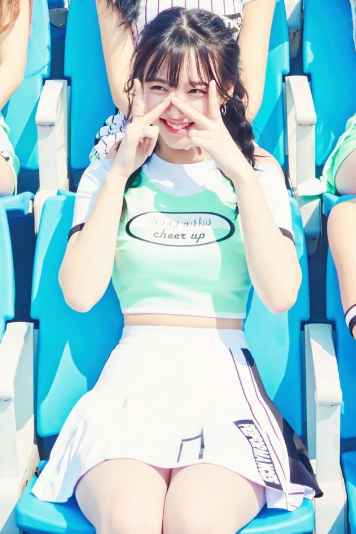 [트와이스] 볼수록 앞머리가 잘어울리는 트와이스 나연 | 인스티즈