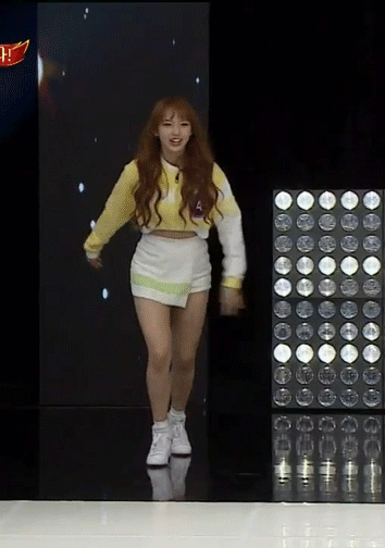 아이돌 허벅지 신흥강자 | 인스티즈