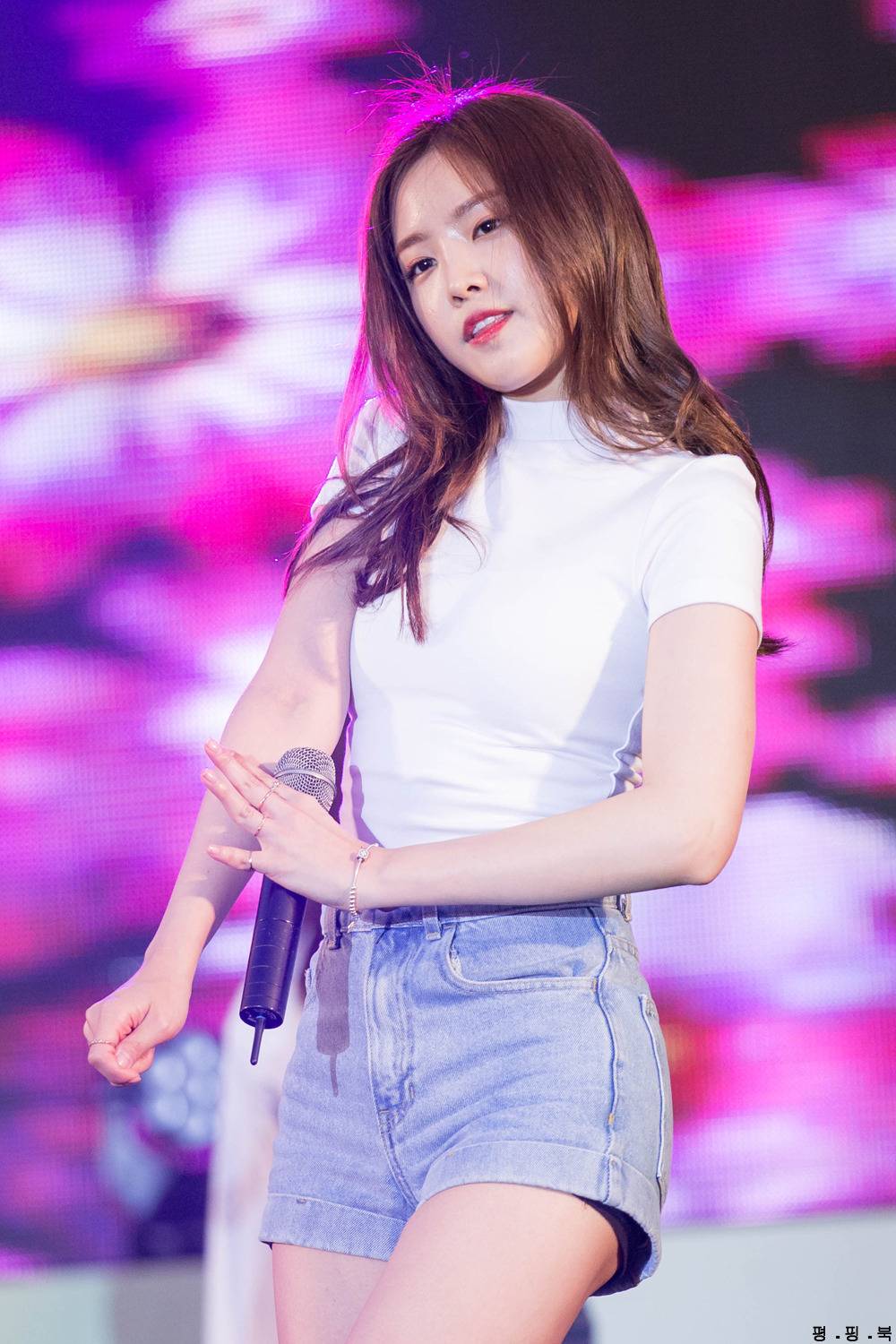 여신 손나은은 항상 옳다 | 인스티즈