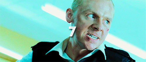 매니아와 평론가가 사랑하는 영국 영화 감독 한명.jpgif | 인스티즈