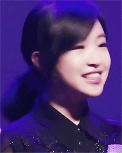 어느 멤버의 18살 vs 19~20살 비교 (에이프릴) | 인스티즈