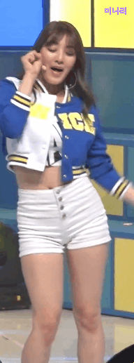 오늘자 트와이스 샤샤샤 안무 멤버별 움짤.gif | 인스티즈