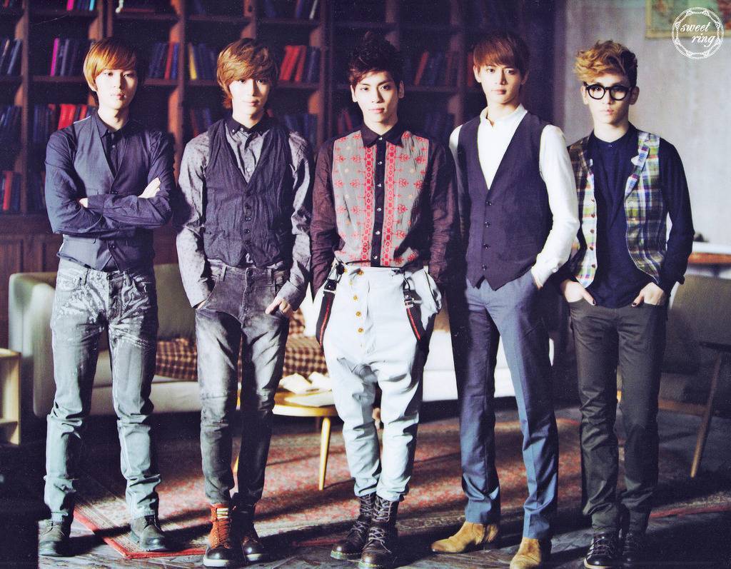 아이유 논란으로 잡힌 샤이니 = 쇼타콤XXX (feat.깊갤의 분탕질) | 인스티즈