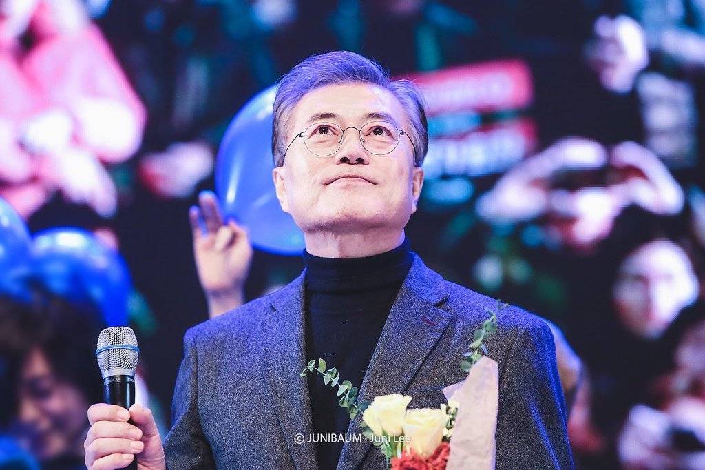 아이돌 홈마가 찍은 문재인 대통령 사진 | 인스티즈