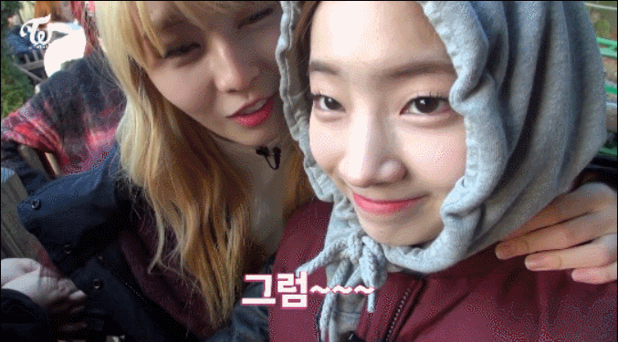 [트와이스] 멤버중 유독 심한 모모 버릇 | 인스티즈