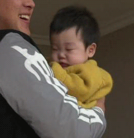 꼬물꼬물 너무 귀여운 이휘재네 쌍둥이 서언이 서준이 움짤 | 인스티즈