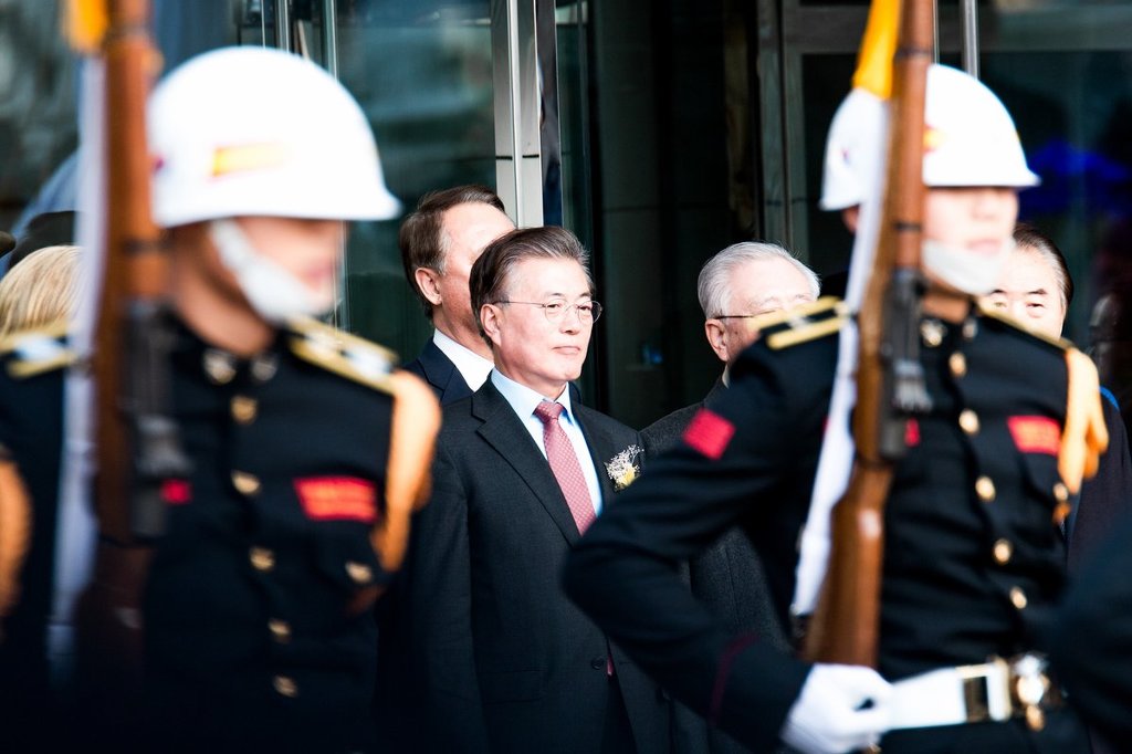 아이돌 홈마가 찍은 문재인 대통령 사진 | 인스티즈