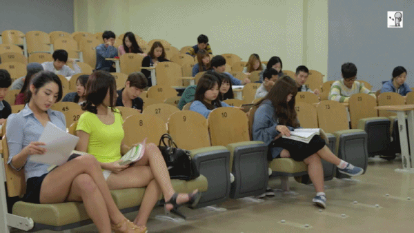 한달후 대학교 강의실 풍경.gif | 인스티즈