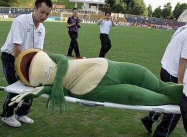 모두 생각지도 못한 산타와 산타크로스의 이미지 | 인스티즈