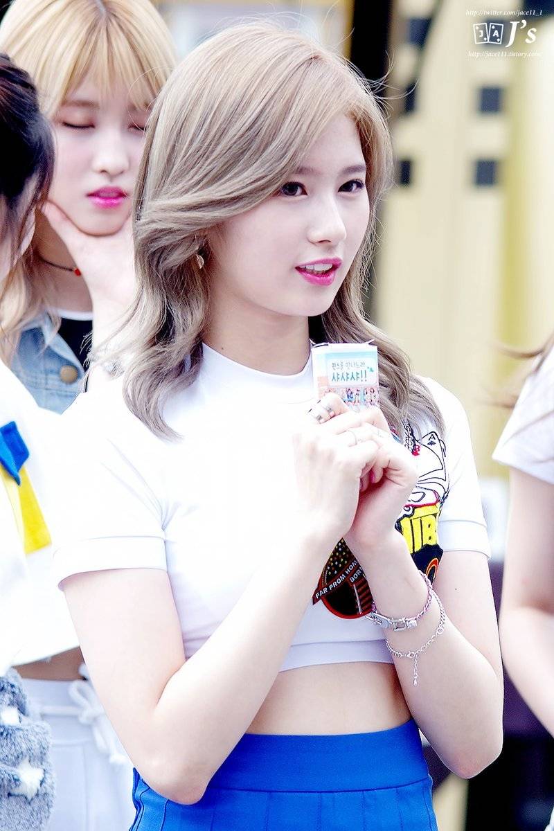 살찔 기미가 보이는 사나.jpg | 인스티즈