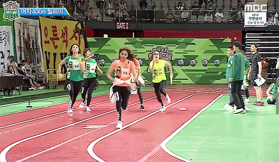 [트와이스] 아육대에서 리더 지효가 긴장하는 모습 팬아트 | 인스티즈