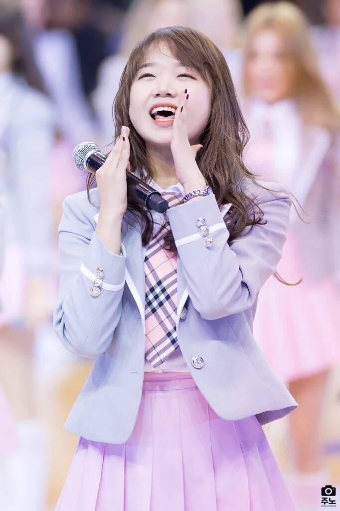 프로듀스101 첫 센터 판타지오 최유정(데이터주의) | 인스티즈