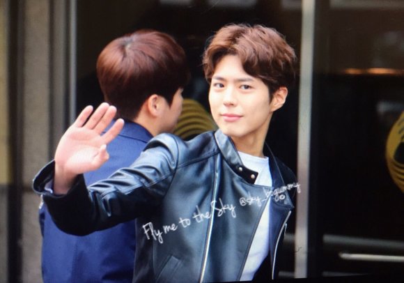 오늘자 뮤직뱅크 출근길 박보검 프리뷰.jpg | 인스티즈