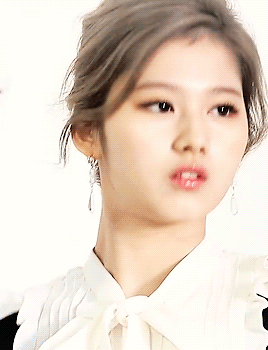 힐링되는 트와이스 사나.gif | 인스티즈