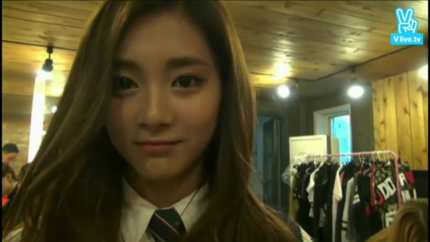 리즈시절 빅토리아 vs 쯔위 | 인스티즈