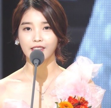 같은날 아이유&윤아&수지 | 인스티즈