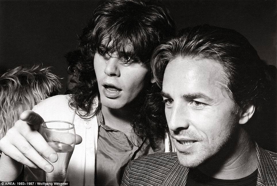 [돈존슨] 마이애미 바이스로 일약스타가 된 80년대를 대표하는 섹시가이(다코타 존슨 아빠) | 인스티즈