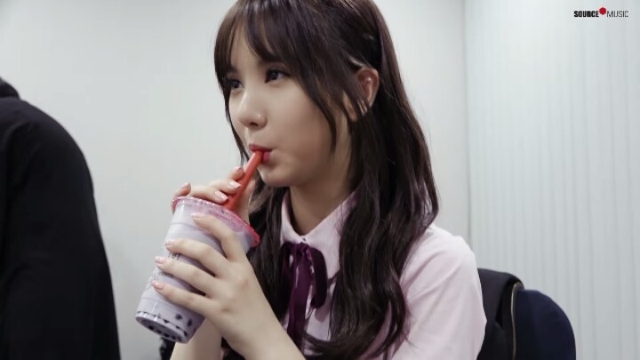 여자친구 은하 드림콘서트 비하인드 영상 몇개 캡쳐해봤습니다 (feat.소원 유주 엄지) | 인스티즈