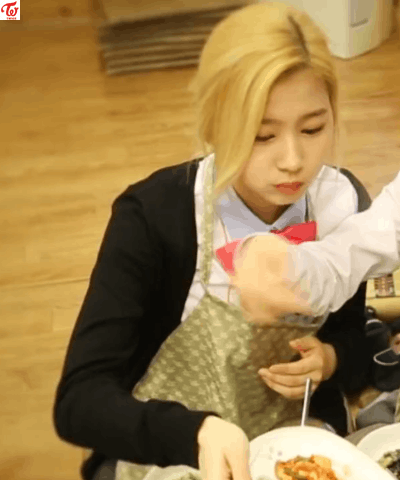 트와이스 흑돼지 먹짤 | 인스티즈