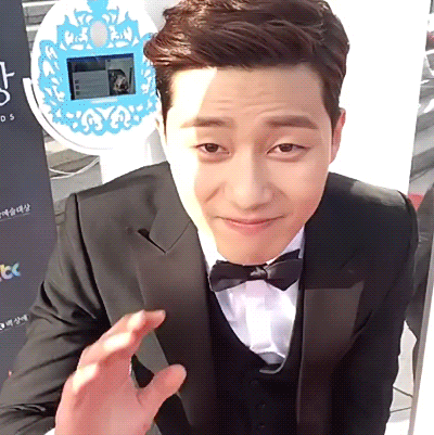 요즘 여고생, 여대생들 사이에서 인기많은 남자 연예인 2명.jpg | 인스티즈