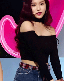 미나 어깨 노출 | 인스티즈