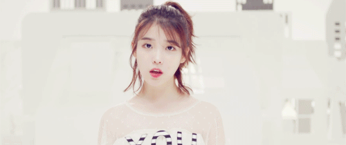 봄 사랑 벚꽃 말고 아이유.gif | 인스티즈