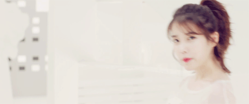 봄 사랑 벚꽃 말고 아이유.gif | 인스티즈