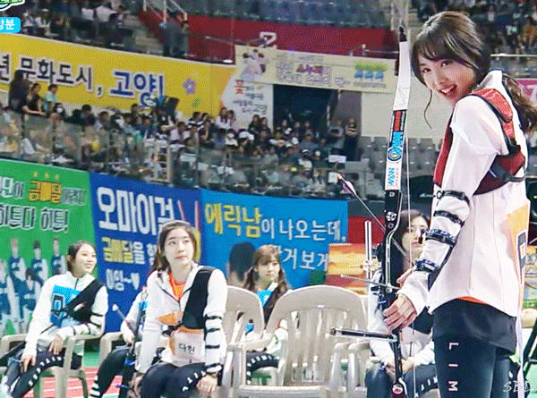 [트와이스] 나연이랑 눈마주치고 웃는 다현이 | 인스티즈