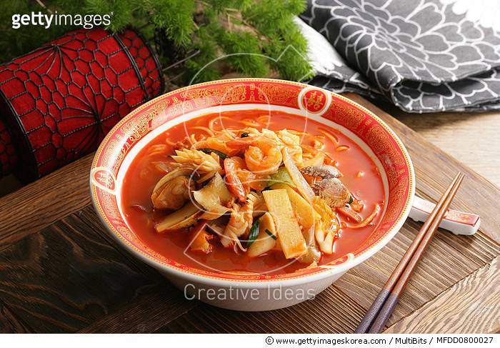 짜장면 vs 짬뽕 | 인스티즈