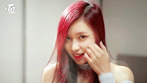 미나 어깨 노출 | 인스티즈