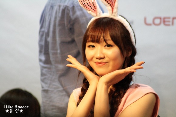 160529 러블리즈 부산 사인회 표정부자 빵떡이 직찍.jpg | 인스티즈