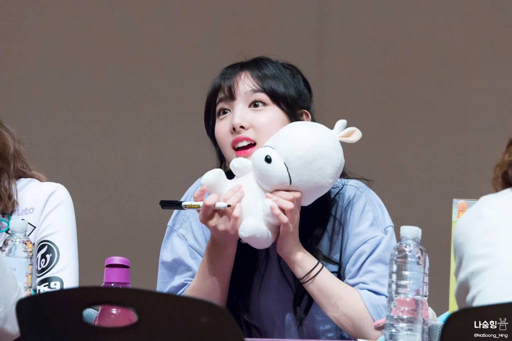 치명적인 척하는 나연이 | 인스티즈