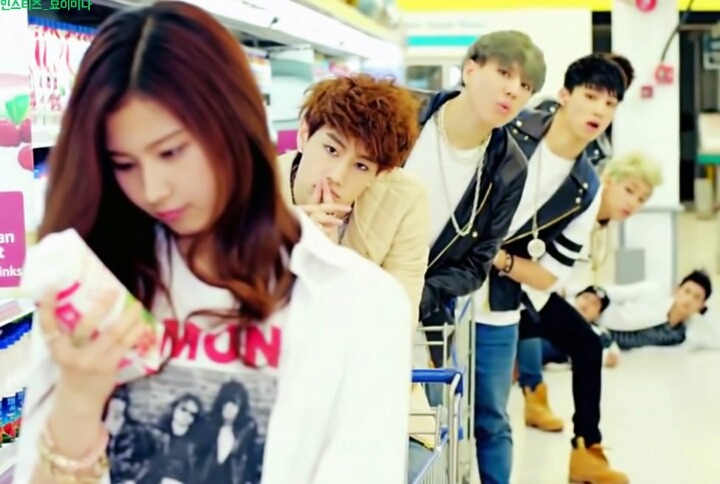 갓세븐 뮤비에 나온 트와이스사나 | 인스티즈