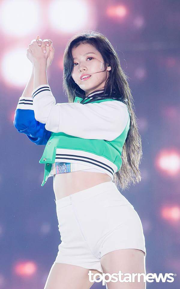 어제자 트와이스 콘서트 | 인스티즈