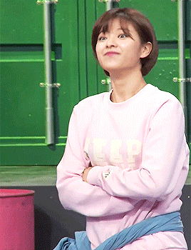 얼굴 막 쓰는 유정연 모음.gif | 인스티즈