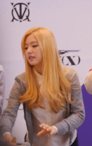 엄청 잘 놀라는 아이린.gif | 인스티즈