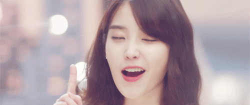 봄 사랑 벚꽃 말고 아이유.gif | 인스티즈