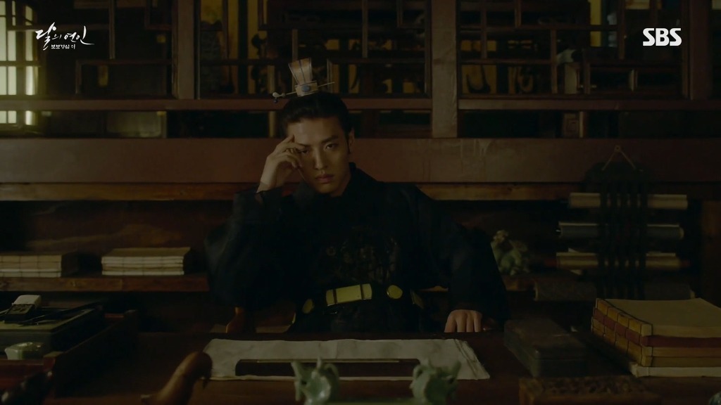 [달의연인] 이준기 아이유 새드라마 스케일.jpgif | 인스티즈