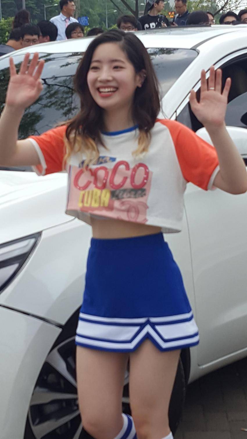 시트콤찍는 트와이스 다현이랑 사나 | 인스티즈