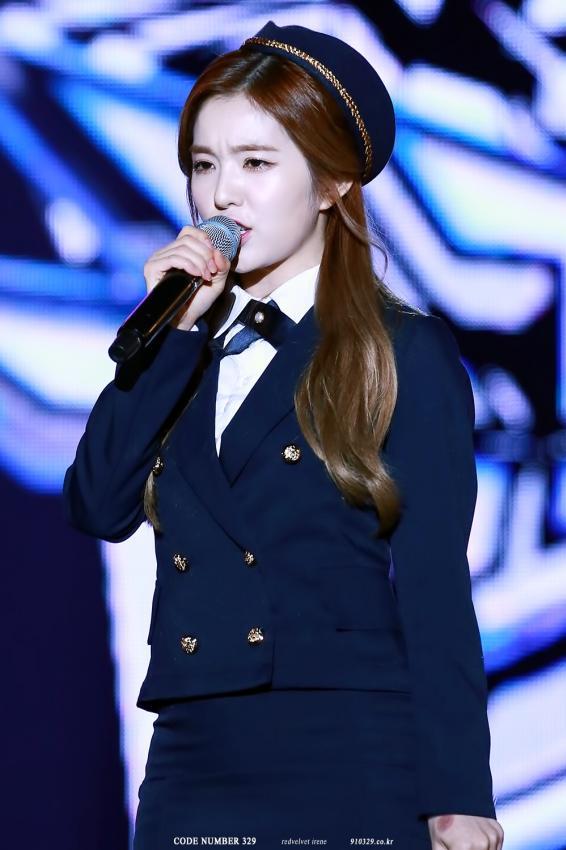 제복 입은 아이린.jpg | 인스티즈