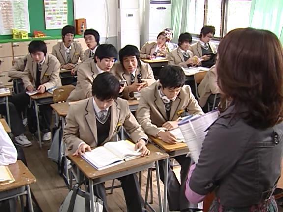 [거침없이하이킥] 학생들 제압하려다가 망신만 당하는 서선생ㅋㅋㅋㅋㅋ.jpg | 인스티즈