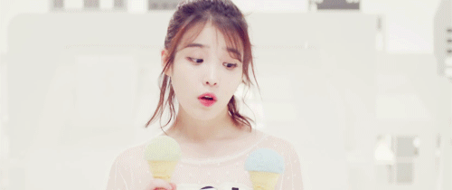 봄 사랑 벚꽃 말고 아이유.gif | 인스티즈