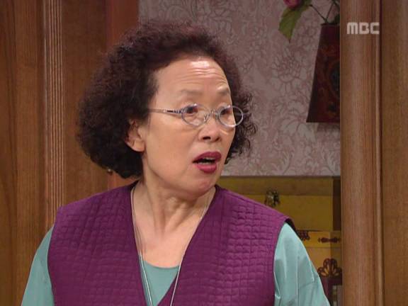 [거침없이하이킥] 순재에게 똥침당한 효자 준하.jpg | 인스티즈