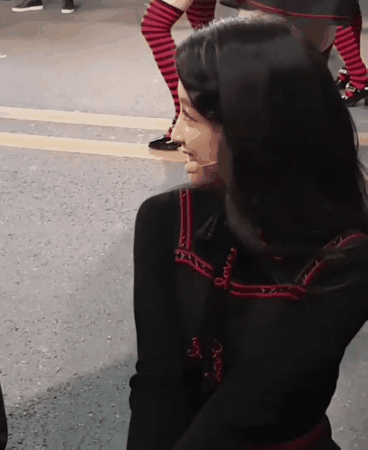 인사하면 잘 받아주는 구구단 하나.gif | 인스티즈