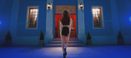 매벌이의 뒷태.gif | 인스티즈