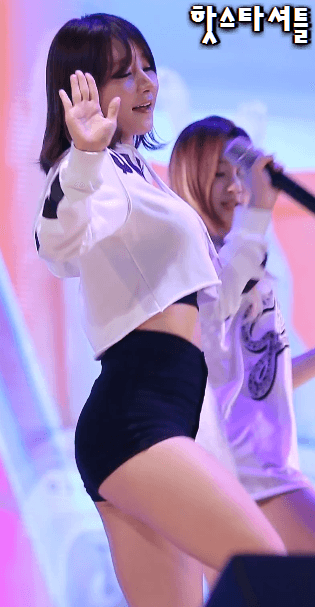 탄탄한 허벅지를 가진 아이돌 | 인스티즈