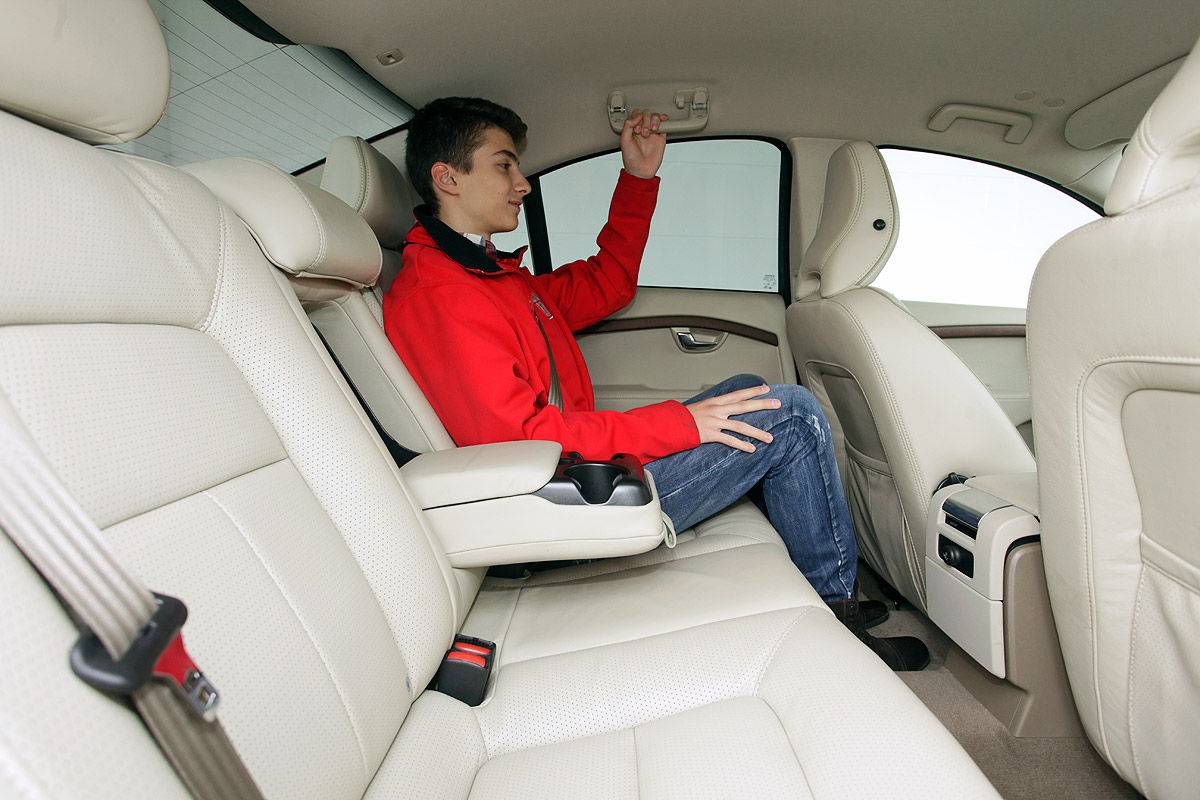 BMW 518d vs 벤츠 E200 CDI vs 볼보 S80 D2 | 인스티즈