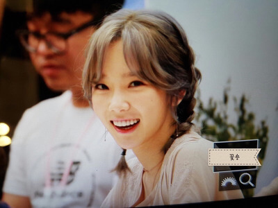 은발로 염색한 오늘자 태연.jpg | 인스티즈