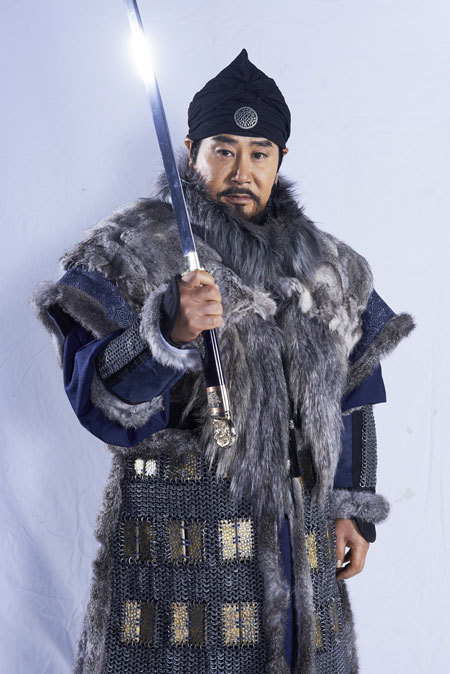 2000년대 이후 사극에서 맡은 인물로 빙의한 연기자들.jpg | 인스티즈