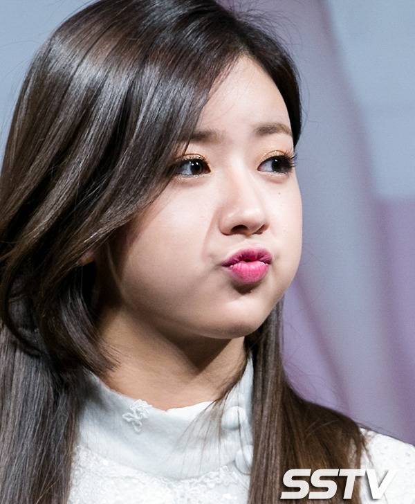 에이핑크 윤보미 생일기념.jpgif | 인스티즈